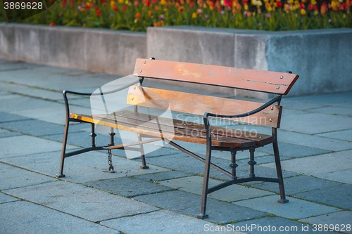 Image of Bench in the park