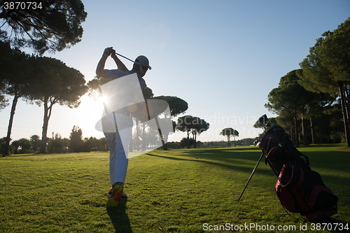 Image of golf player
