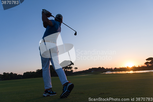 Image of golfer hitting long shot