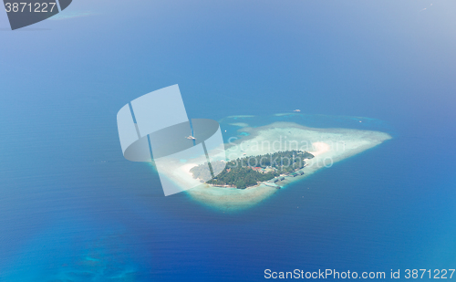 Image of Maldive island in ocean