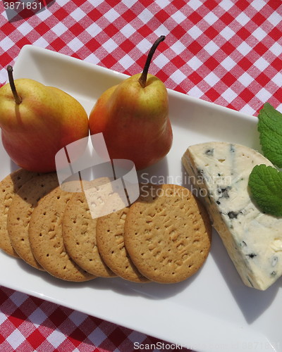 Image of Dessert cheese and Flamingo pears