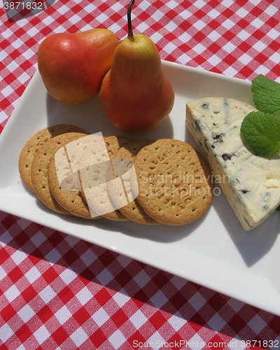 Image of Dessert cheese and Flamingo pears