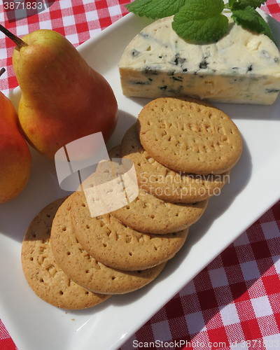 Image of Dessert cheese and Flamingo pears