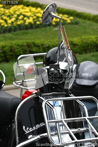 Image of Vespa meeting