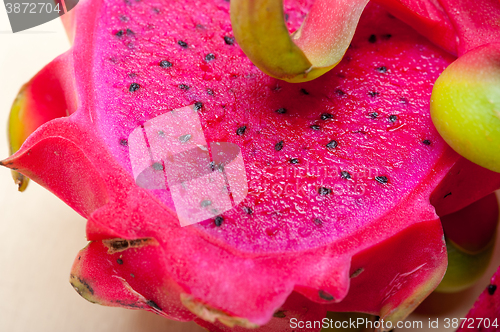 Image of fresh dragon fruit 