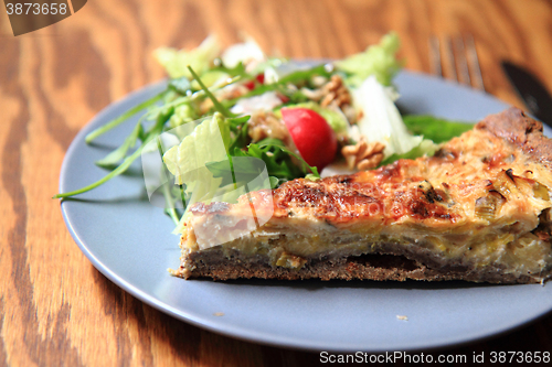 Image of quiche (food from france)