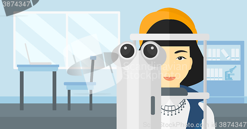 Image of Patient visiting ophthalmologist.