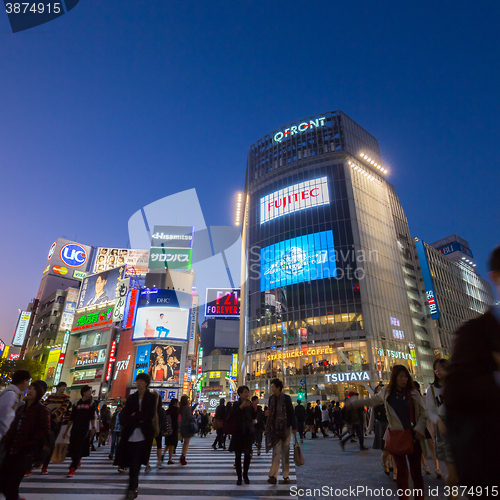 Image of Pedestrians at Shibuya Crossing, Tokio, Japan