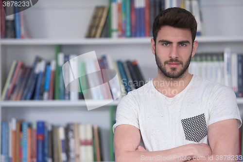 Image of student study  in school library