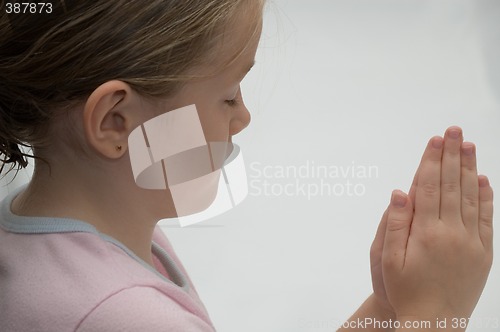 Image of Girl Praying