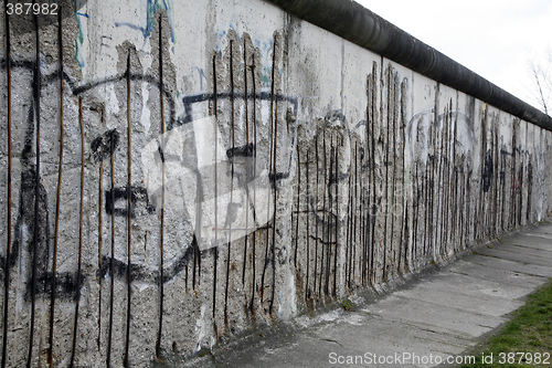 Image of Fragment of the Berlin wall (series)