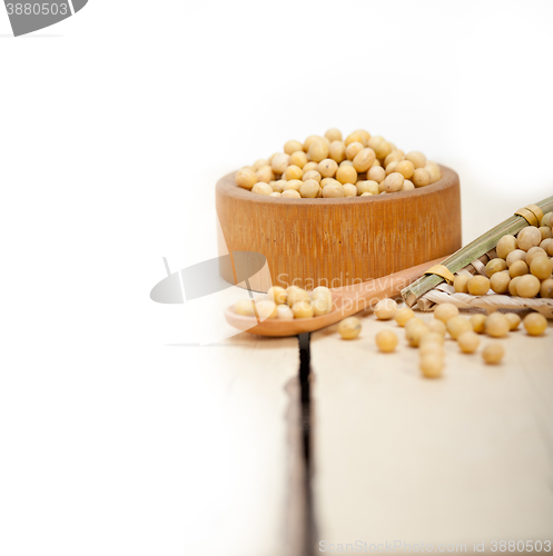 Image of organic soya beans 