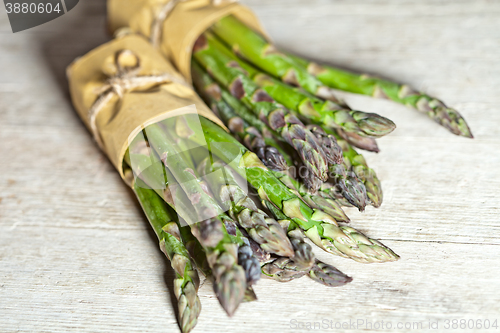 Image of bunches of fresh asparagus