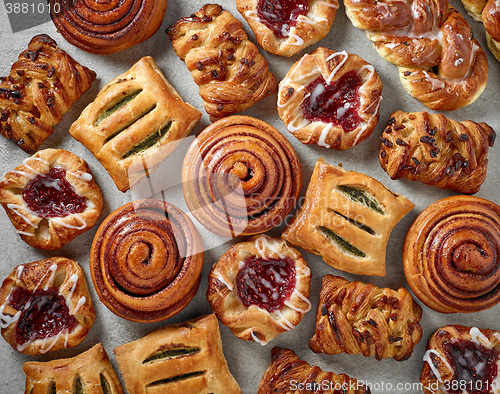 Image of various freshly baked buns