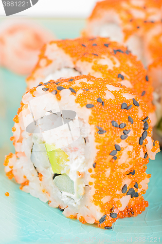 Image of California maki sushi with masago