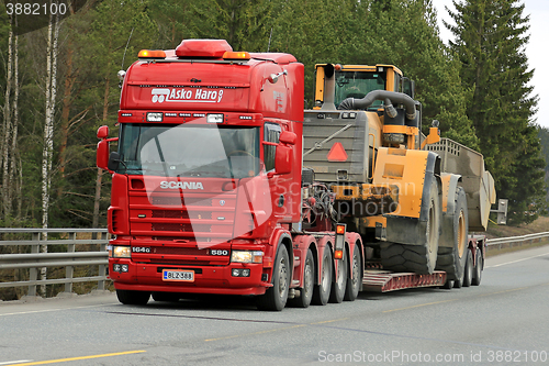 Image of Scania 164G Transports Heavy Volvo Wheel Loader