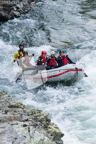 Image of Grey raft team