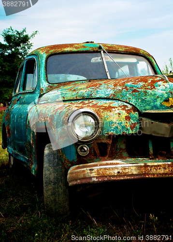 Image of Pimped Rusty Car