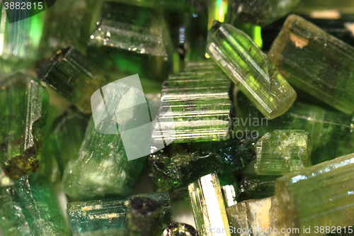 Image of green verdelite mineral texture
