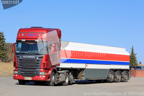 Image of Red Scania R580 Semi Tank Truck