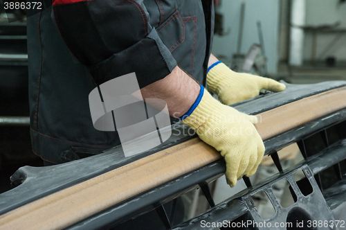 Image of Repairing automotive body