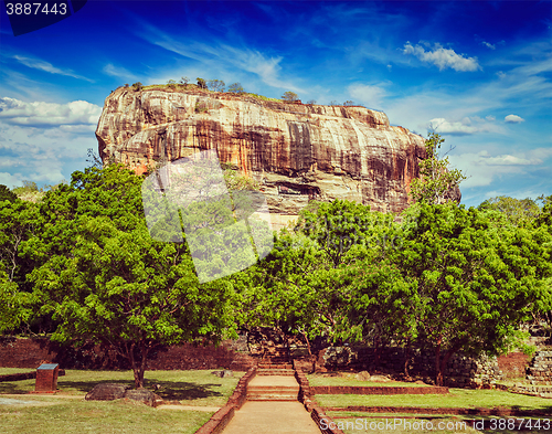 Image of Sigiriya rock, Sri Lanka