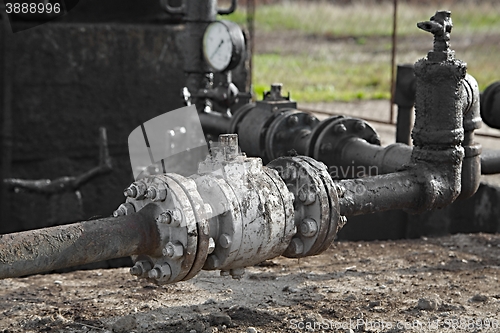 Image of Oil Well Deatil