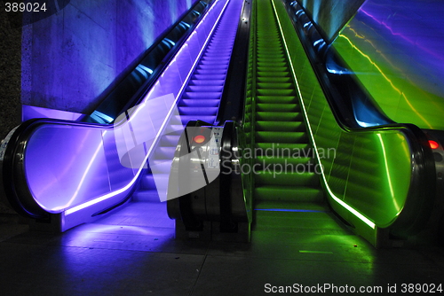 Image of rulletrapp,escalator