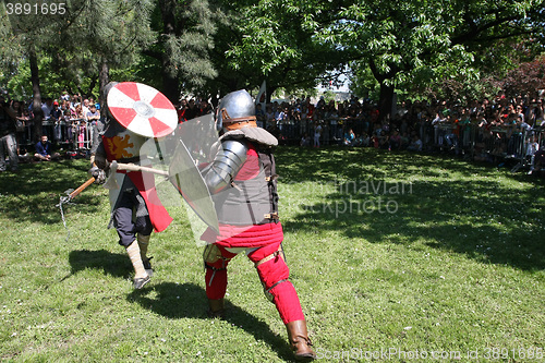 Image of Two knights fighting