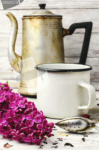 Image of Custard tea and lilac