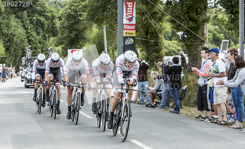 Image of Team Trek Factory Racing - Team Time Trial 2015