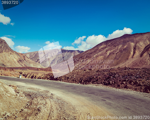 Image of Manali-Leh road in Himalayas