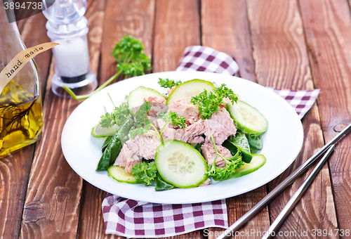 Image of salad with tuna