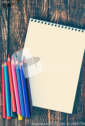 Image of Note and pencils