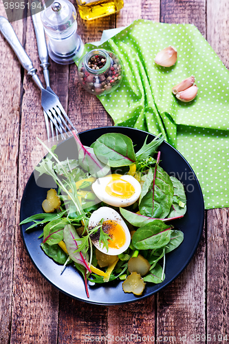 Image of salad with eggs