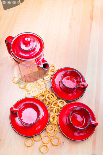 Image of Tea cup with crispy cookies