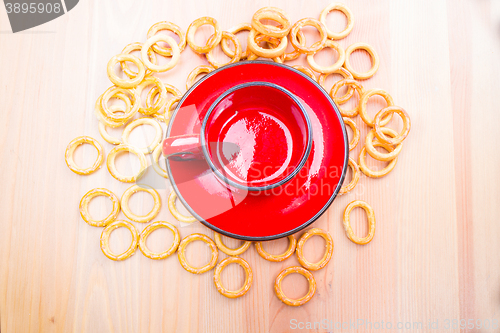 Image of Tea cup with crispy cookies