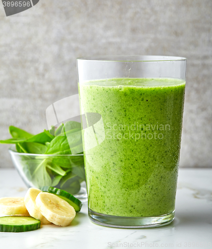 Image of bowl of green smoothie