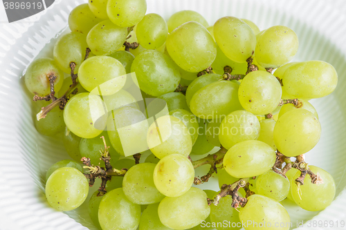 Image of Pile of grapes in a bowl