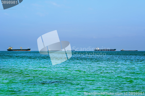 Image of Ships on Horizon