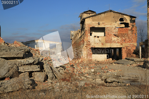 Image of ruins of old factory