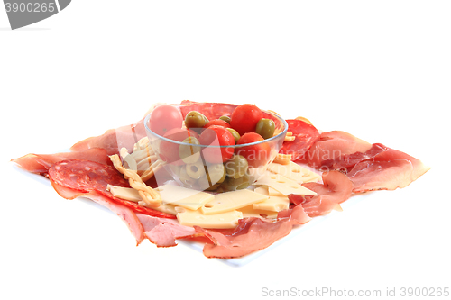 Image of ham cheese tomato olive as easy dinner