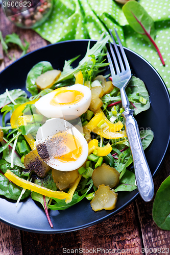 Image of salad with eggs