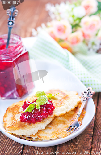 Image of pancakes on plate