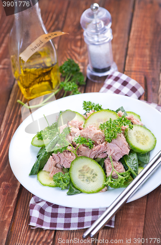 Image of salad with tuna