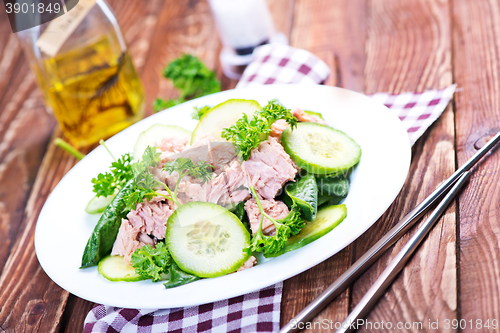 Image of salad with tuna