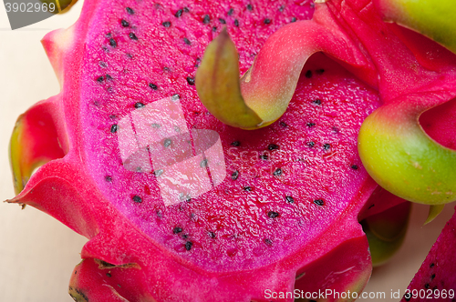 Image of fresh dragon fruit 