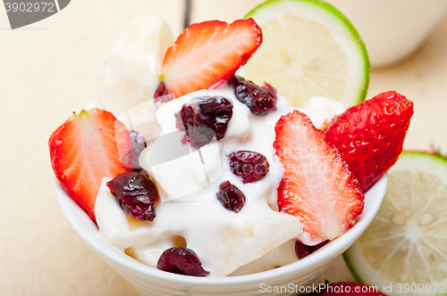 Image of fruit and yogurt salad healthy breakfast