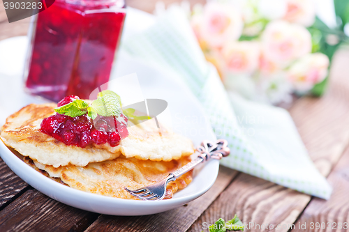 Image of pancakes on plate