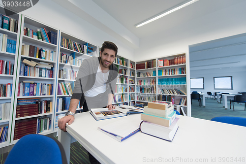 Image of student study  in school library